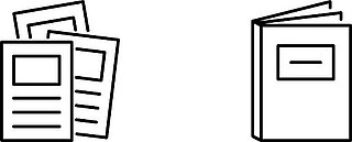 Zeichnung mit Heften und einem Katalog