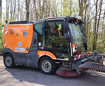 Die Kehrmaschine des Team Sauberes Karlsruhe